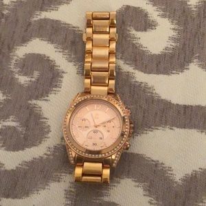 Rose gold watch (2 for 15)